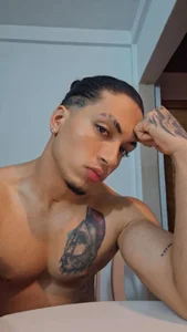 House de magic_mike_26 Foto