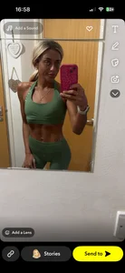 ScarlettGold_: Public ( 4 фото)