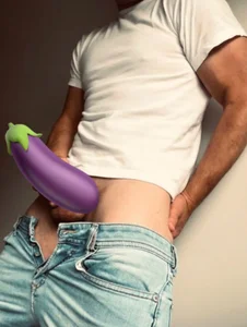 mickisback Public টি ছবি