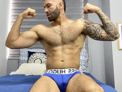 muscular, hairy body od yorbymaxx  5 snímek