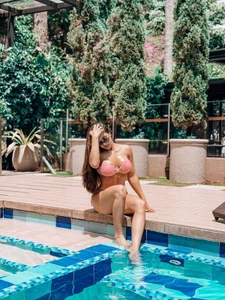 RoxanneHill_ Tanned body Hình 8