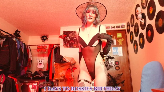 Rossiee_huntt Witch Rossie รูป  2