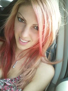 CelestialRuby Blonde Hair Color Pictures 2 Hình 2