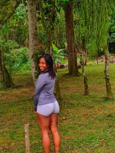 Pauline_Fox A Natural Sweet Girl🌸💦😏  4টি ছবি