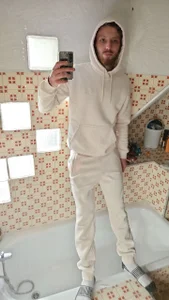 dkhard8 Public Pic 2