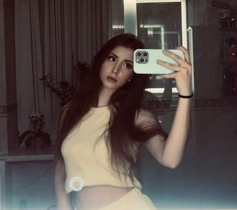 Vivienn_MoonPublic Bild