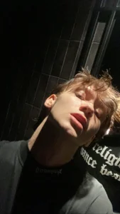 itsNathanyel public! Pic 2