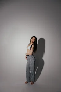 KiraAbling sitting in the sun🌞 Pic 4