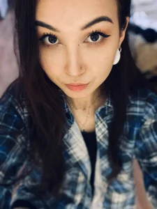 LiaMoonie Public Pic 7