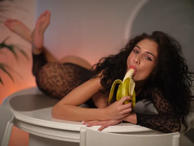 AlessiaDebbie Hot Fishnet Fotka 6