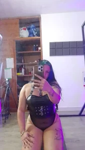 Mistress_Fary_And_Suky Public Foto 2