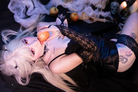 melany_blair 🌑 You can’t resist me. Foto