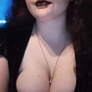 lolarae_xx Public Pic 2