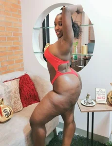 natasha_sexy69 Public Pic 6