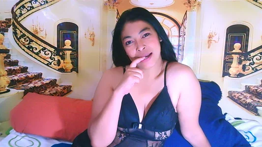 IndianBarkath Sexy in black Foto 4