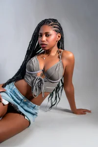 Queen_perla_ ✨Own light✨ Pic 4