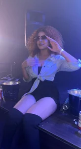 PARTY od sofiacastillo01  3 snímek