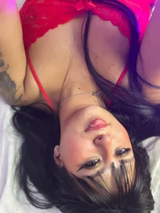 Miss_scarllet_ REDDDD Pic 3