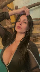 CataleyaRusso Public Billede 4