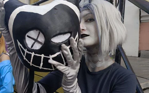 SuRenzi Finding the Perfect Look: Cosplay in Action Foto 8