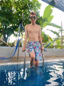 Juaan_Diick kullanıcısının Tanning my sweet white body a little albümü -  2 fotoğraf