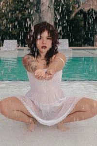 Wet White Dress 🌼 od Amy_art  3 snímek