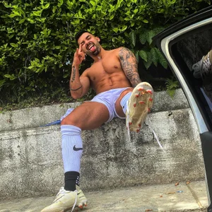 miike_smit a صورة واحدة|miike_smit a صورتان|miike_smit a  6 صور|miike_smit a  6 صورة