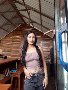 valeria18sexy amigos Pic 5