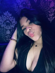 Alejandra_BDSM__Public Bild 5