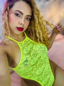 MiaVelveett Wet Dreams Collection 💋 Pic 3