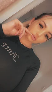 Ruby-Maes XXX nøgenfoto 4
