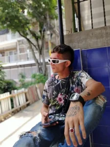 Hot_Gaara_: Public ( фото)