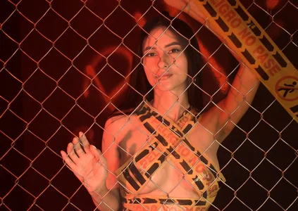 _alana_grey_ DANGER 🧯🔥 Foto 4