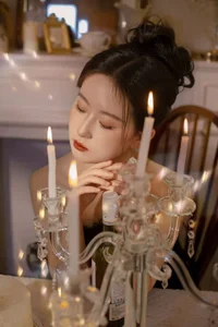 -YiYi 伊伊 Immagine  3