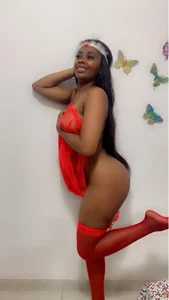 PerlaZultana REINA Pic 2