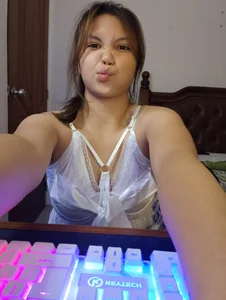 mistressbigtits naughty cute girl Foto