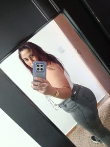 alma_alvares tell me what you like and I'm BBW slika 9