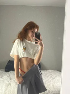 YettaCalabria White Kuva 4