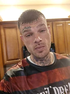 Me de CrystalNBubba  3 Imagens