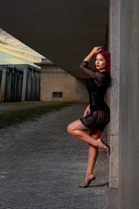 TiffanyBlaize: Public ( 4 фото)