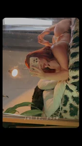 Mia_Volkova_ I'm sorry about the dirty mirror, can you help me clean it? Or maybe to dirty it more 🫠 Εικόνα 6