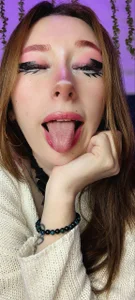 Amber_prada "Shiny Lips Tease Collection 💋" Pic 5