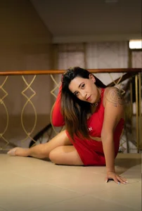 violeta_scott Public  3টি ছবি