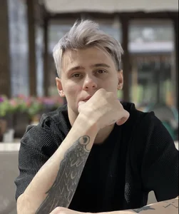 Tyler_Garner Public Immagine  5