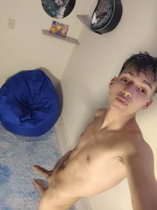 harry_jonshon69 on my room รูป  2