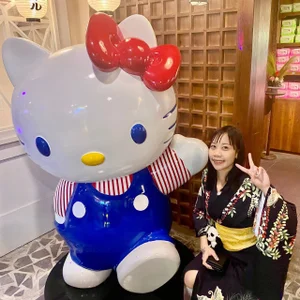 GloryKulikowski Me Pic 3