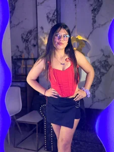 Chantal_Evans7_7 Public Pic 3