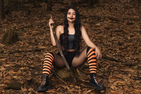 Larabrooks THIS IS HALLOWEEN! Poză 6