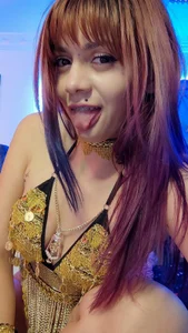 Pretty-10Woman's photo