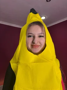 grase_neon banana mood🍌🍌🍌  4. fénykép